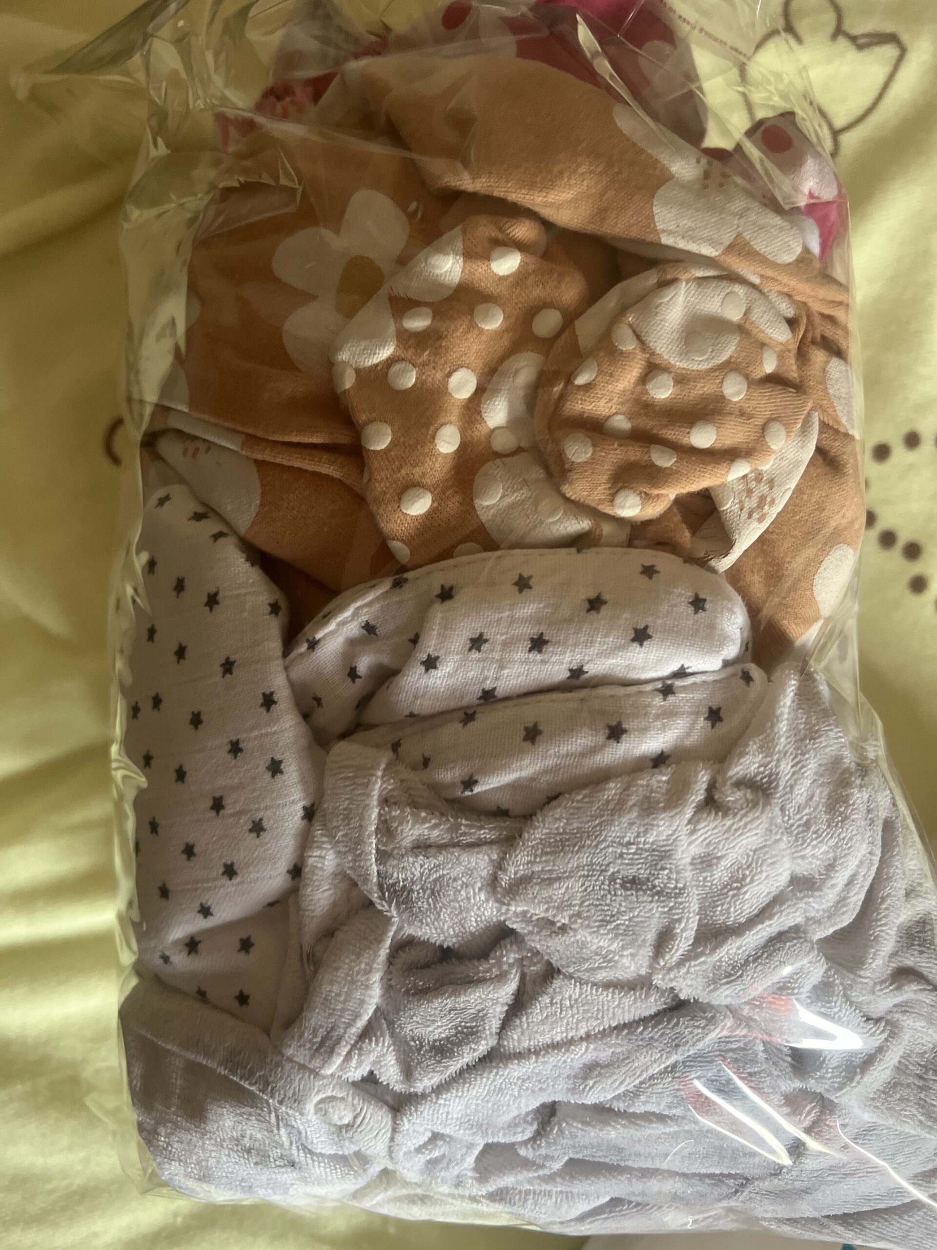 Lot de vêtement 9-12 mois